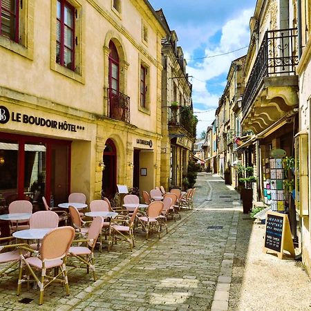 Logis Hotel Le Boudoir Belves Bagian luar foto