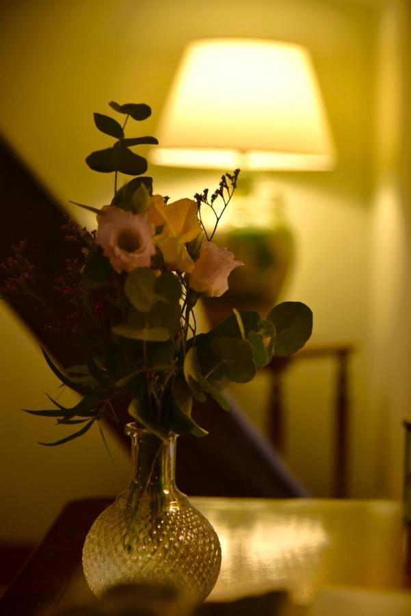 Logis Hotel Le Boudoir Belves Bagian luar foto