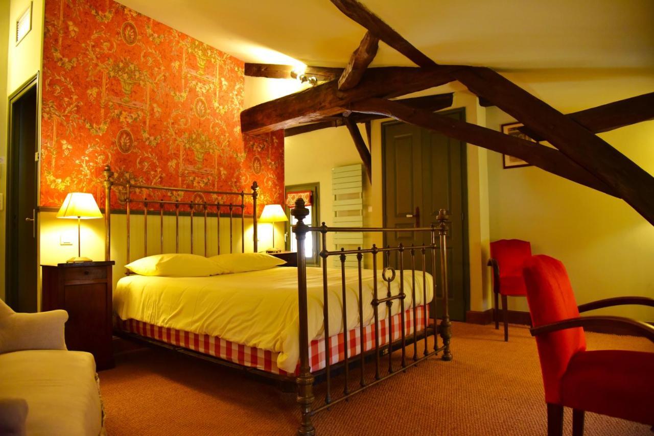 Logis Hotel Le Boudoir Belves Bagian luar foto