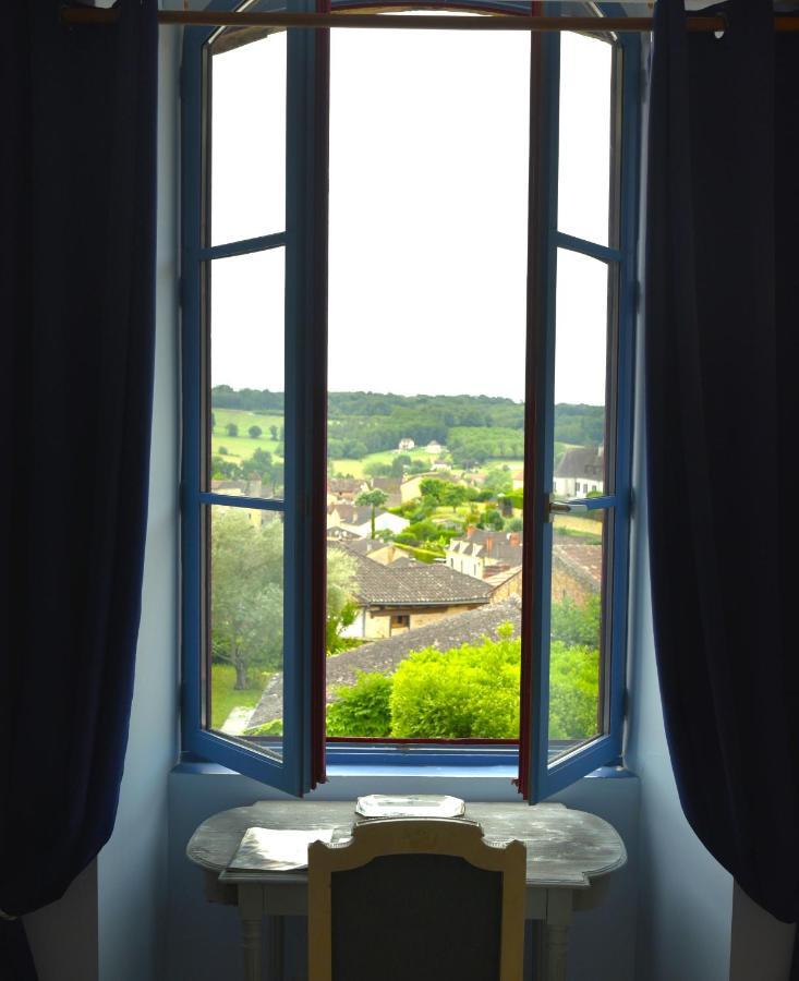 Logis Hotel Le Boudoir Belves Bagian luar foto