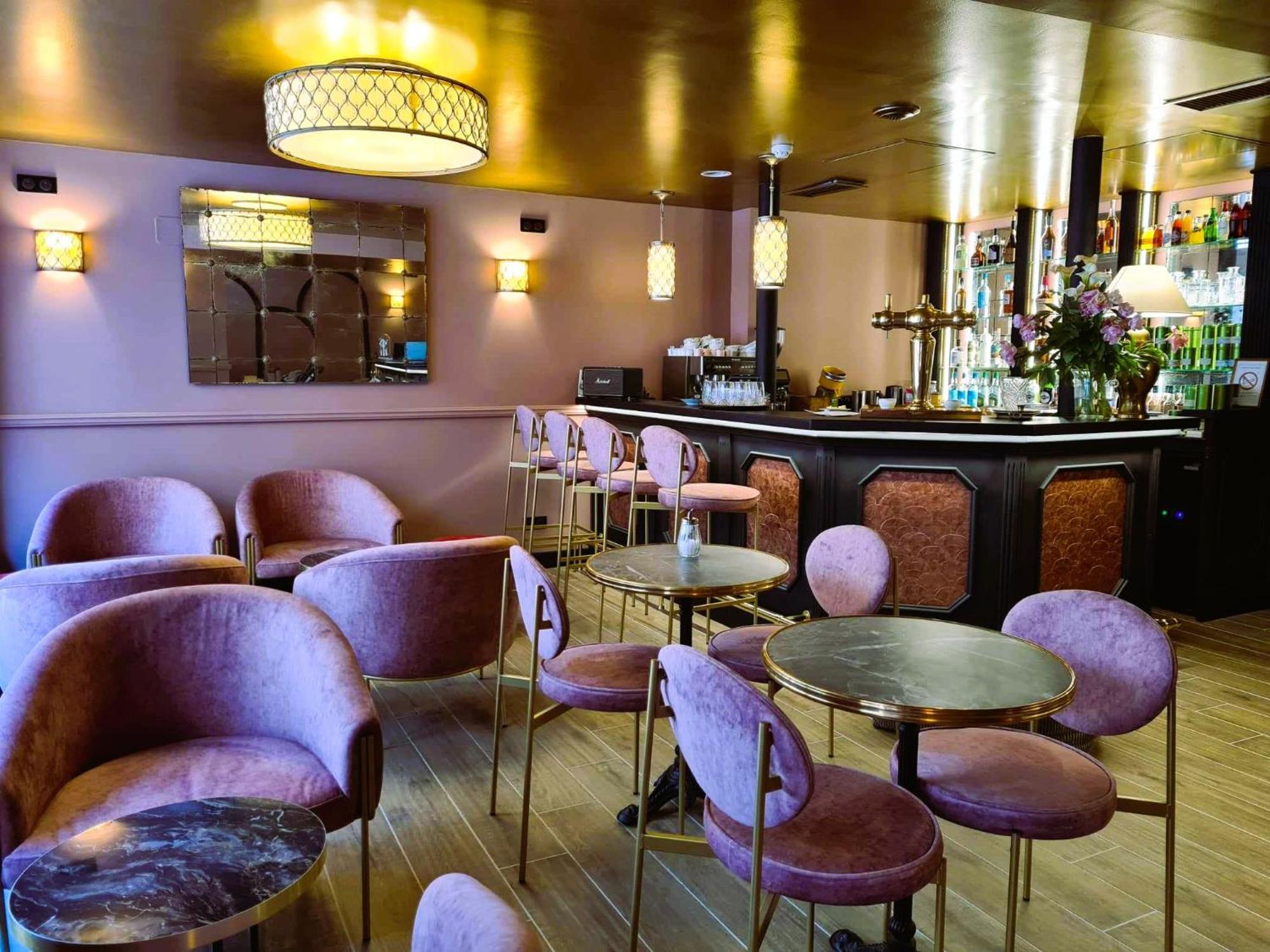 Logis Hotel Le Boudoir Belves Bagian luar foto