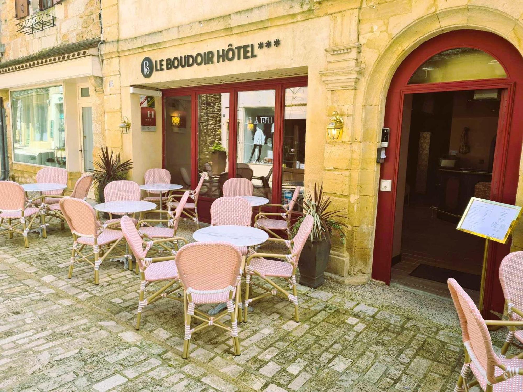 Logis Hotel Le Boudoir Belves Bagian luar foto