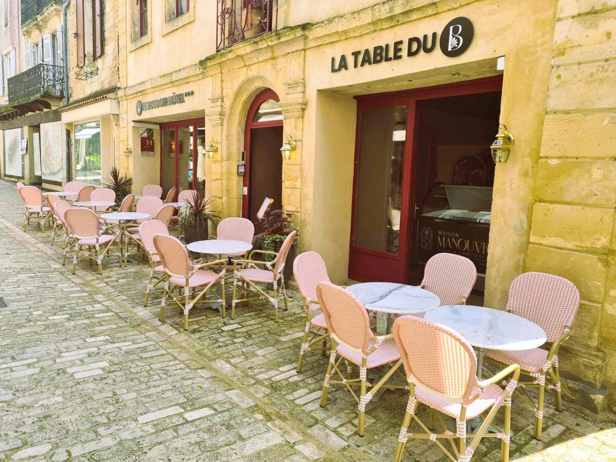 Logis Hotel Le Boudoir Belves Bagian luar foto